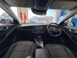 2022 Kia Niro Hybrid S