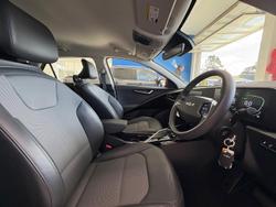 2022 Kia Niro Hybrid S