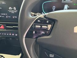 2022 Kia Niro Hybrid S