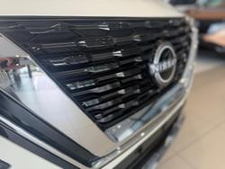 2025 Nissan X-TRAIL Ti