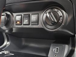 2022 Nissan Navara ST-X D23 MY21.5 4X4 Dual Range Brilliant Silver