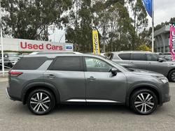 2023 Nissan
PATHFINDER TI-L