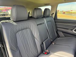 2025 LDV D90 Executive