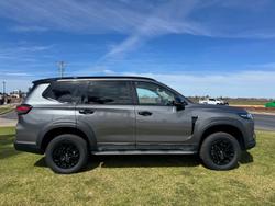 2025 LDV D90 Executive