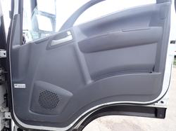 2018 ISUZU FRR 107-210