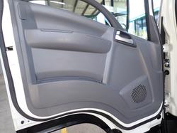 2018 ISUZU
FRR 107-210