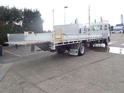 2018 ISUZU FRR 107-210