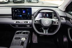 2025 MG
                MGS5 EV Essence 49