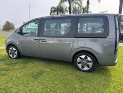 2022 Hyundai STARIA