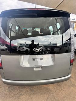 2022 Hyundai STARIA