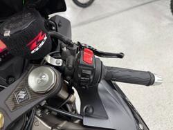 Suzuki 2011 SUZUKI 1000CC GSXR-1000L1 Black
