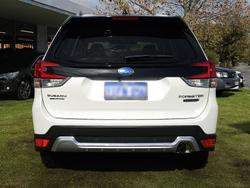 2025 Subaru Forester Hybrid L S5 MY24 AWD Crystal White