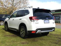 2025 Subaru Forester Hybrid L S5 MY24 AWD Crystal White