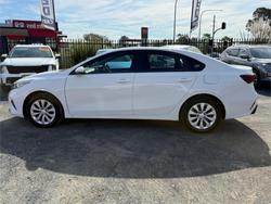 2024 KIA
CERATO S
