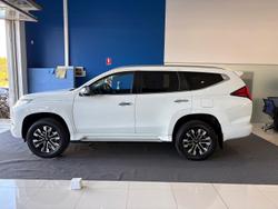 2022 Mitsubishi Pajero Sport Exceed