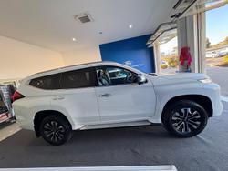 2022 Mitsubishi Pajero Sport Exceed