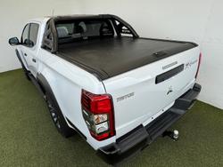 2023 Mitsubishi Triton Xtreme