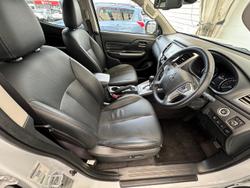 2023 Mitsubishi Triton Xtreme