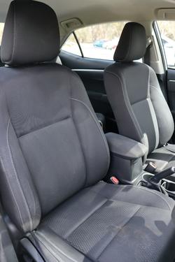 2018 Toyota
Corolla Ascent