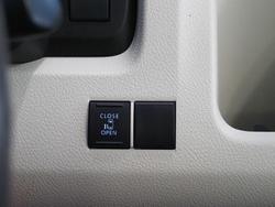 2020 Toyota Hiace Commuter GL