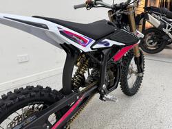 2025 Sur-ron HYPER BEE PINK