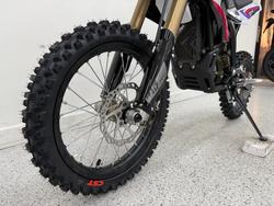 2025 Sur-ron HYPER BEE PINK