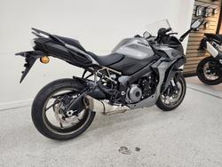 2025 Suzuki GSX-S1000GT grey