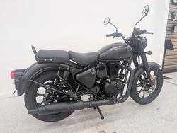 2025 Royal Enfield CLASSIC 350 DARK Black