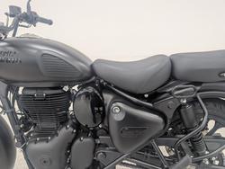 2025 Royal Enfield CLASSIC 350 DARK Black