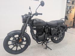 2025 Royal Enfield CLASSIC 350 DARK Black