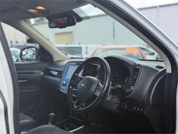 2019 MITSUBISHI
                OUTLANDER LS 7 SEAT (AWD)
