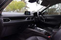 2017 Mazda
                CX-5 Akera