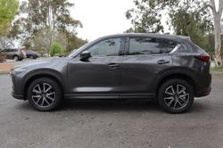 2017 Mazda
                CX-5 Akera