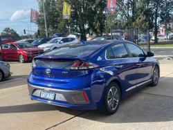 2021 Hyundai
IONIQ Plug-in Premium