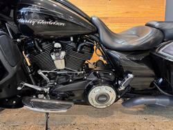 2017 Harley-davidson FLHXSE CVO STREET GLIDE Black