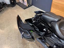 2017 Harley-davidson FLHXSE CVO STREET GLIDE Black