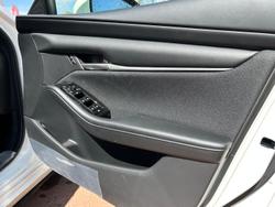 2024 Mazda 3 G20 Pure BP Series Snowflake White Pearl