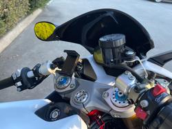 2018 DUCATI SUPERSPORT S White