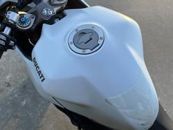 2018 DUCATI SUPERSPORT S White