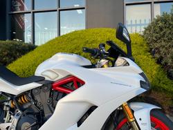 2018 DUCATI SUPERSPORT S White