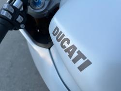 2018 DUCATI SUPERSPORT S White