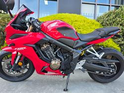 2019 Honda CB650R Red