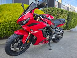 2019 Honda CB650R Red