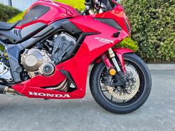 2019 Honda CB650R Red