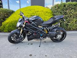 2012 DUCATI STREETFIGHTER 848 Black