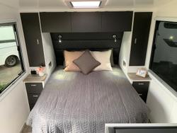 2025 Design RV Odyssey V7-7 Semi Off-Road