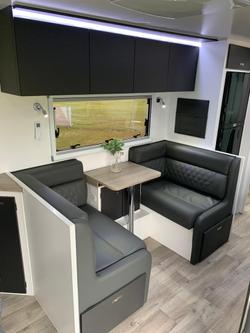 2025 Design RV Odyssey V7-7 Semi Off-Road