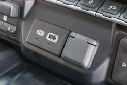 2022 Chevrolet Silverado 1500 LTZ Premium W/Tech Pack T1 MY21.5 4X4 Iridescent Pearl