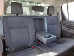 2020 Toyota Hilux SR