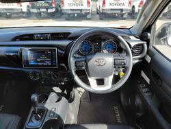2020 Toyota Hilux SR
